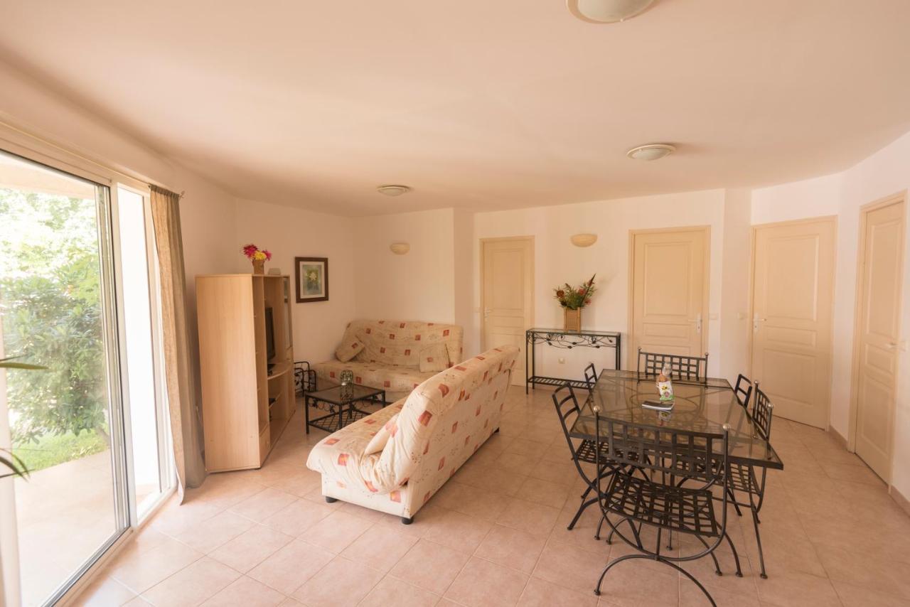 Residence De Tourisme Le Clos Des Vendanges モリアニ・プラージュ エクステリア 写真