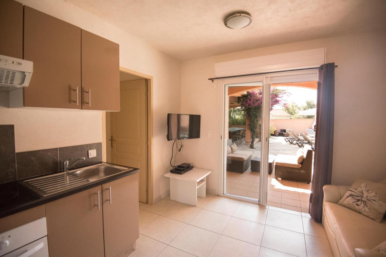 Residence De Tourisme Le Clos Des Vendanges モリアニ・プラージュ エクステリア 写真